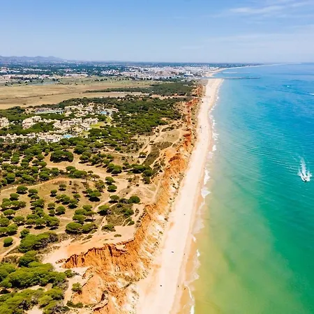 Falesia Pool Quiet Side By Enjoyyourstay *